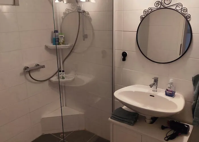 65qm Mit Innenhof - Netflix - Gameroom - Wlan - - Ps3 - Populaere Umgebung 'lindener Berg' Hannover