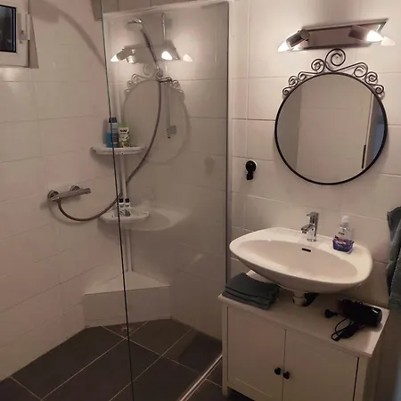 65qm Mit Innenhof - Netflix - Gameroom - Wlan - - Ps3 - Populaere Umgebung 'lindener Berg' Hanovre