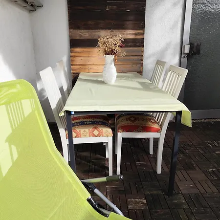 Apartament 65qm Mit Innenhof - Netflix - Gameroom - Wlan - - Ps3 - Populaere Umgebung 'lindener Berg' Hanower